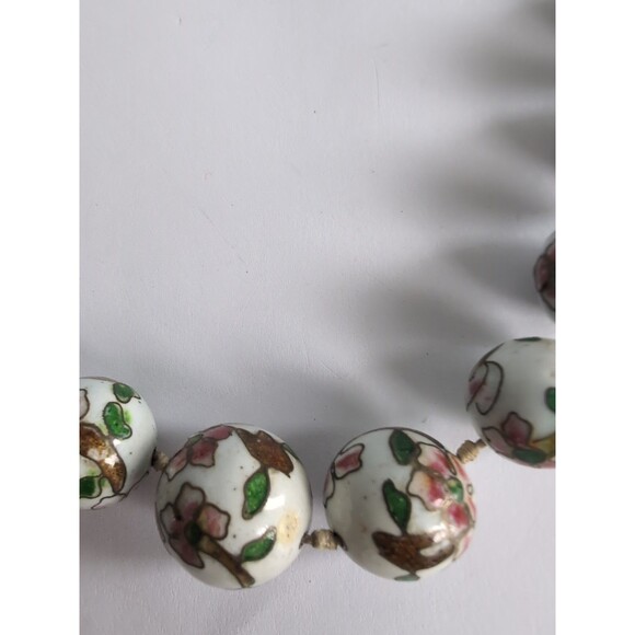 VTG Chinese White Pink Cloisonne Paint Style Knotted Glass Bead 27" Necklace - Picture 11 of 14